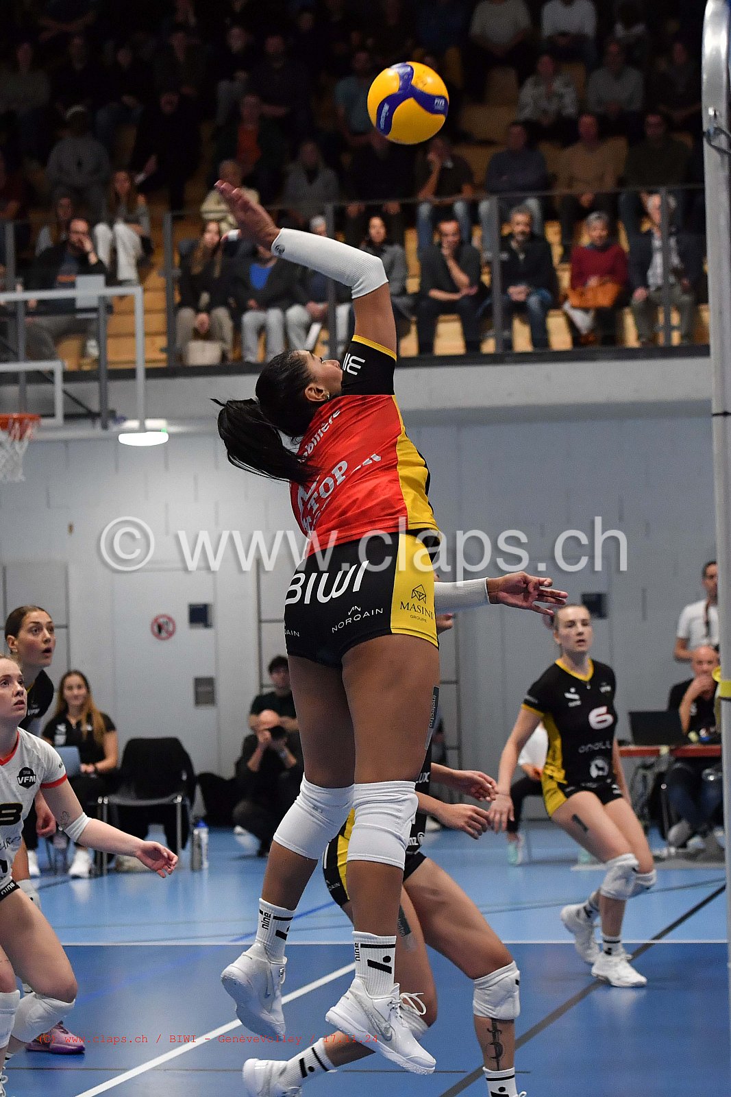 20241117_BIWI_INFOMANIAK_GENEVEVOLLEY