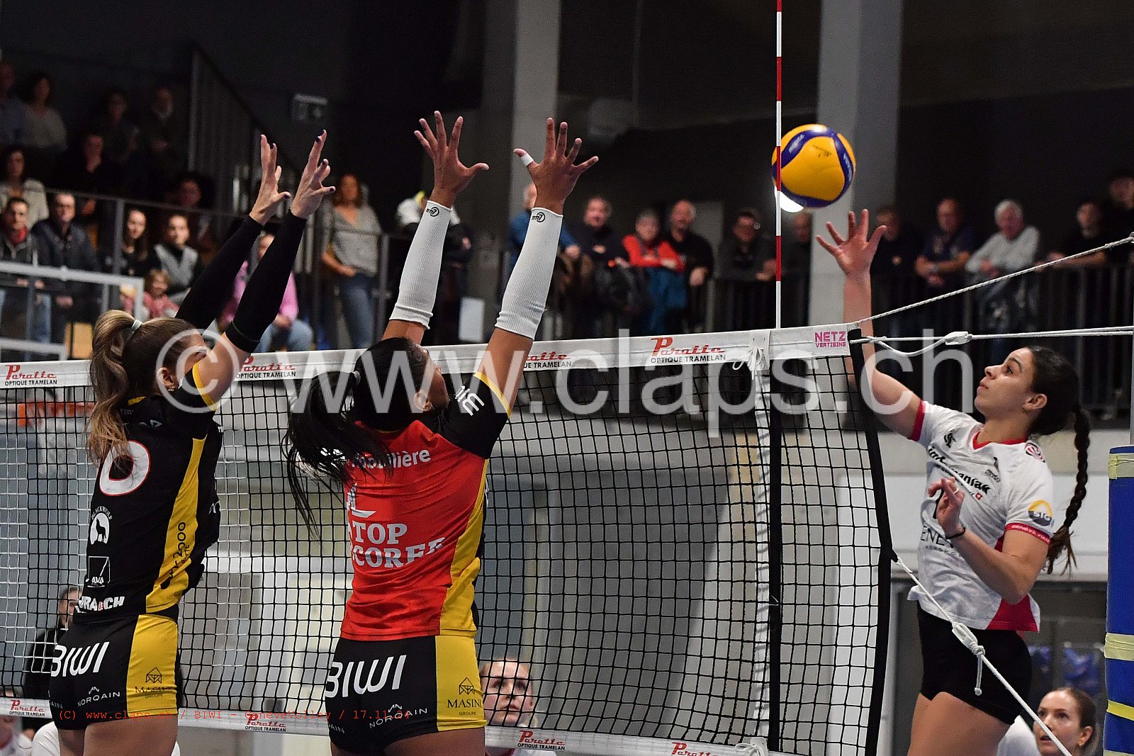 20241117_BIWI_INFOMANIAK_GENEVEVOLLEY