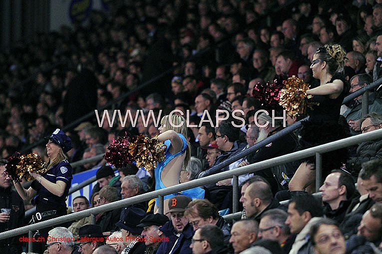 ESCALADE CHEERLEADERS – 04/12/2012