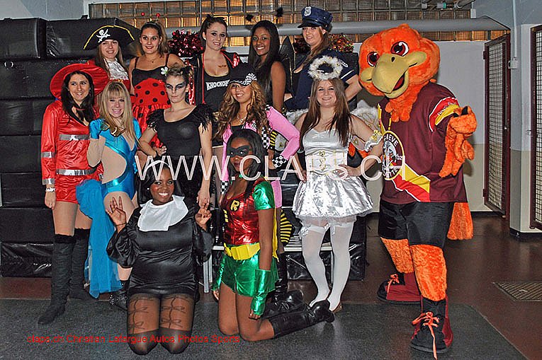 ESCALADE CHEERLEADERS – 04/12/2012