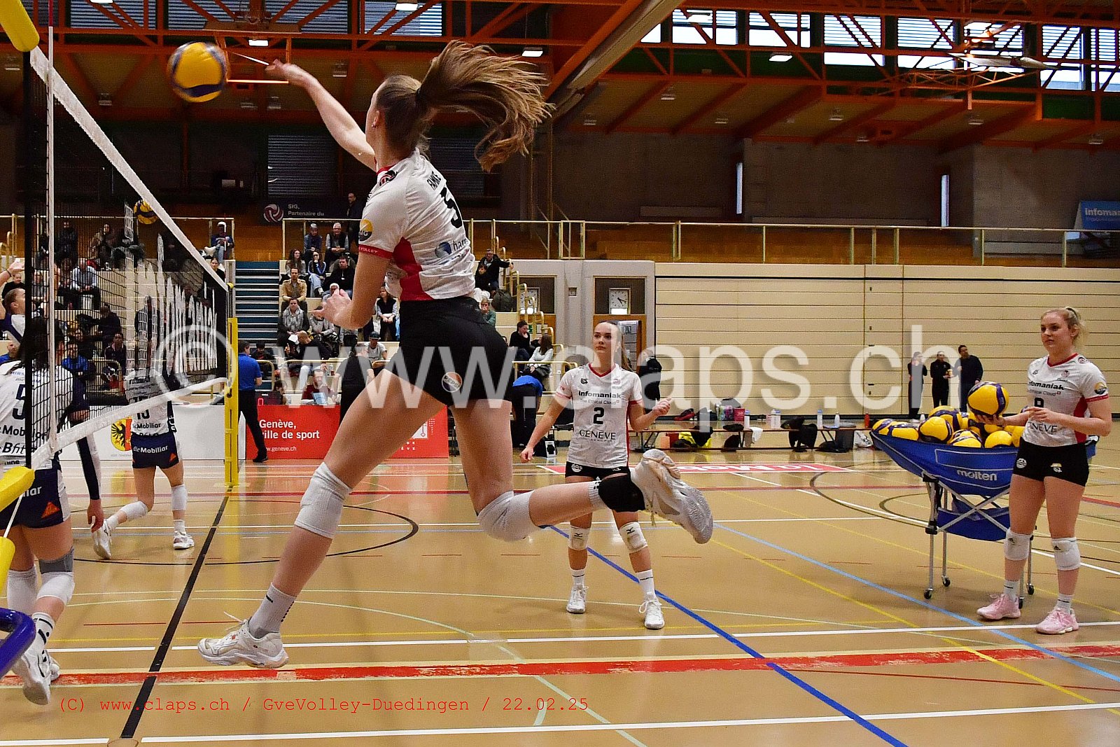 20250222_Infomaniak_GeneveVolley_Duedingen