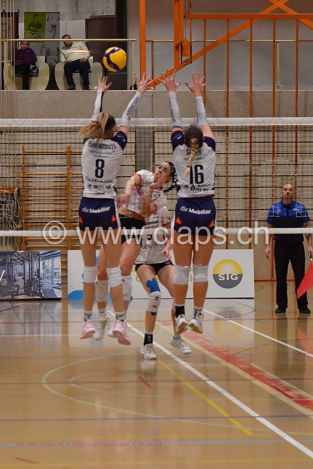 20250222_Infomaniak_GeneveVolley_Duedingen