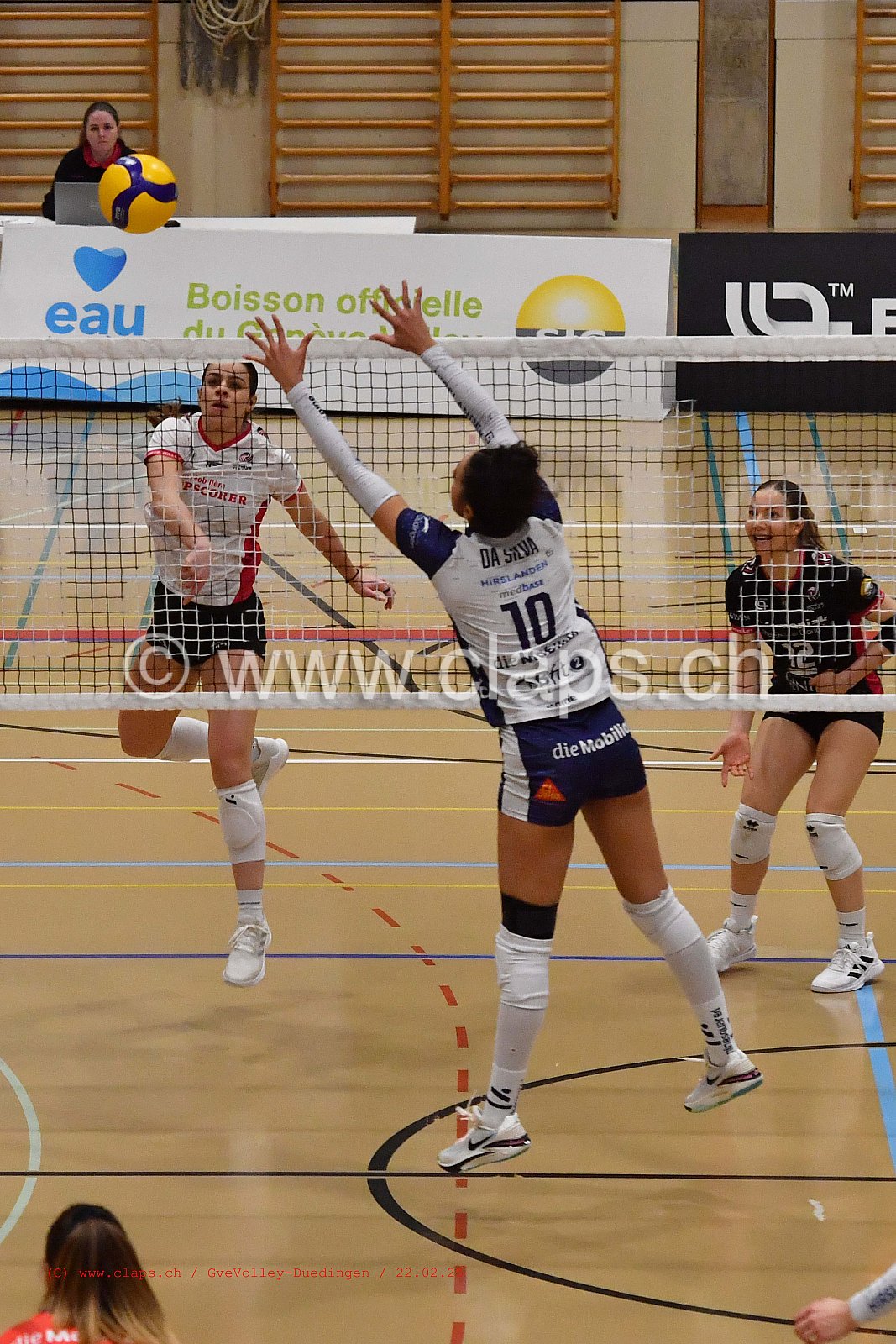 20250222_Infomaniak_GeneveVolley_Duedingen