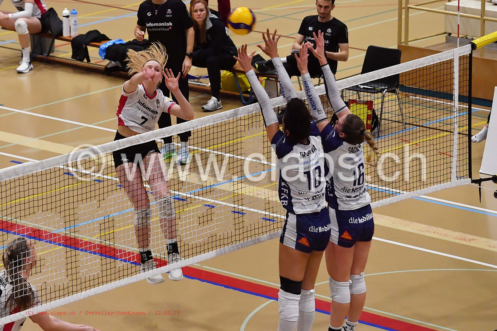 20250222_Infomaniak_GeneveVolley_Duedingen