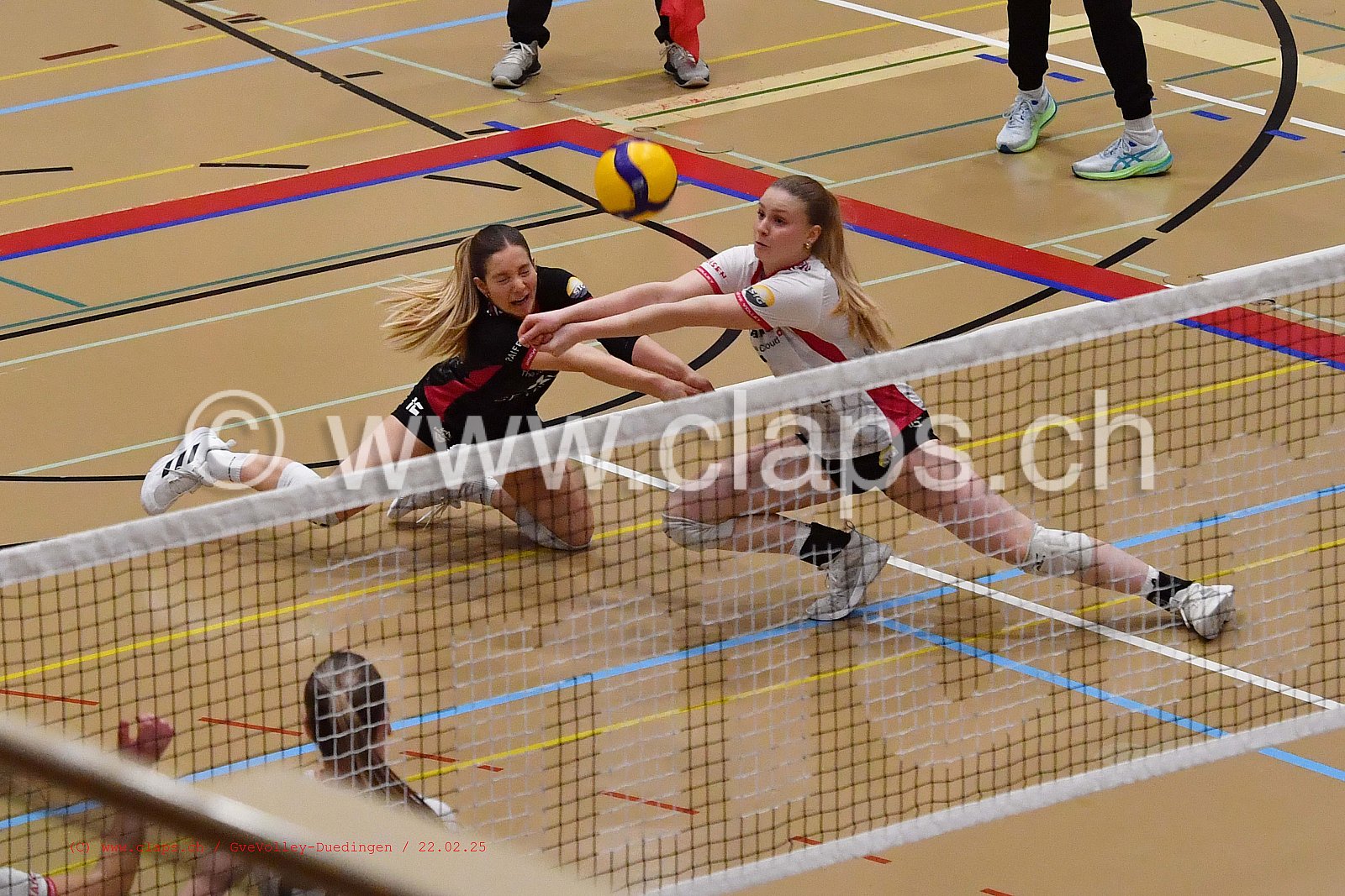 20250222_Infomaniak_GeneveVolley_Duedingen