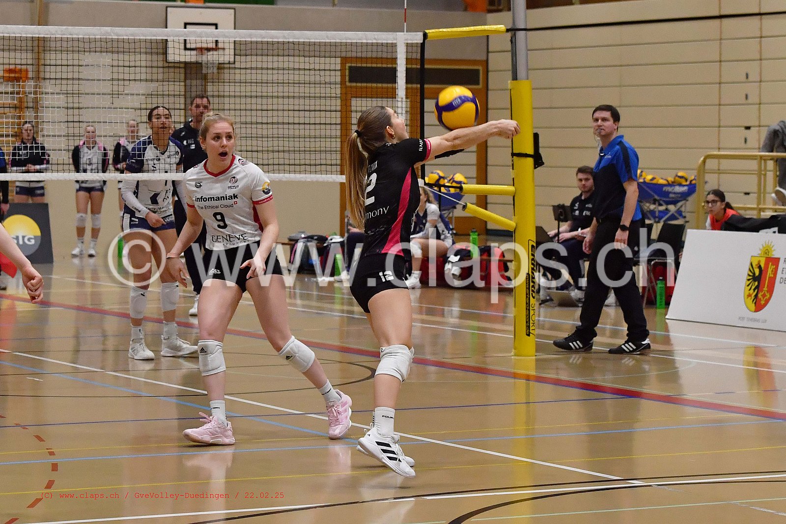 20250222_Infomaniak_GeneveVolley_Duedingen