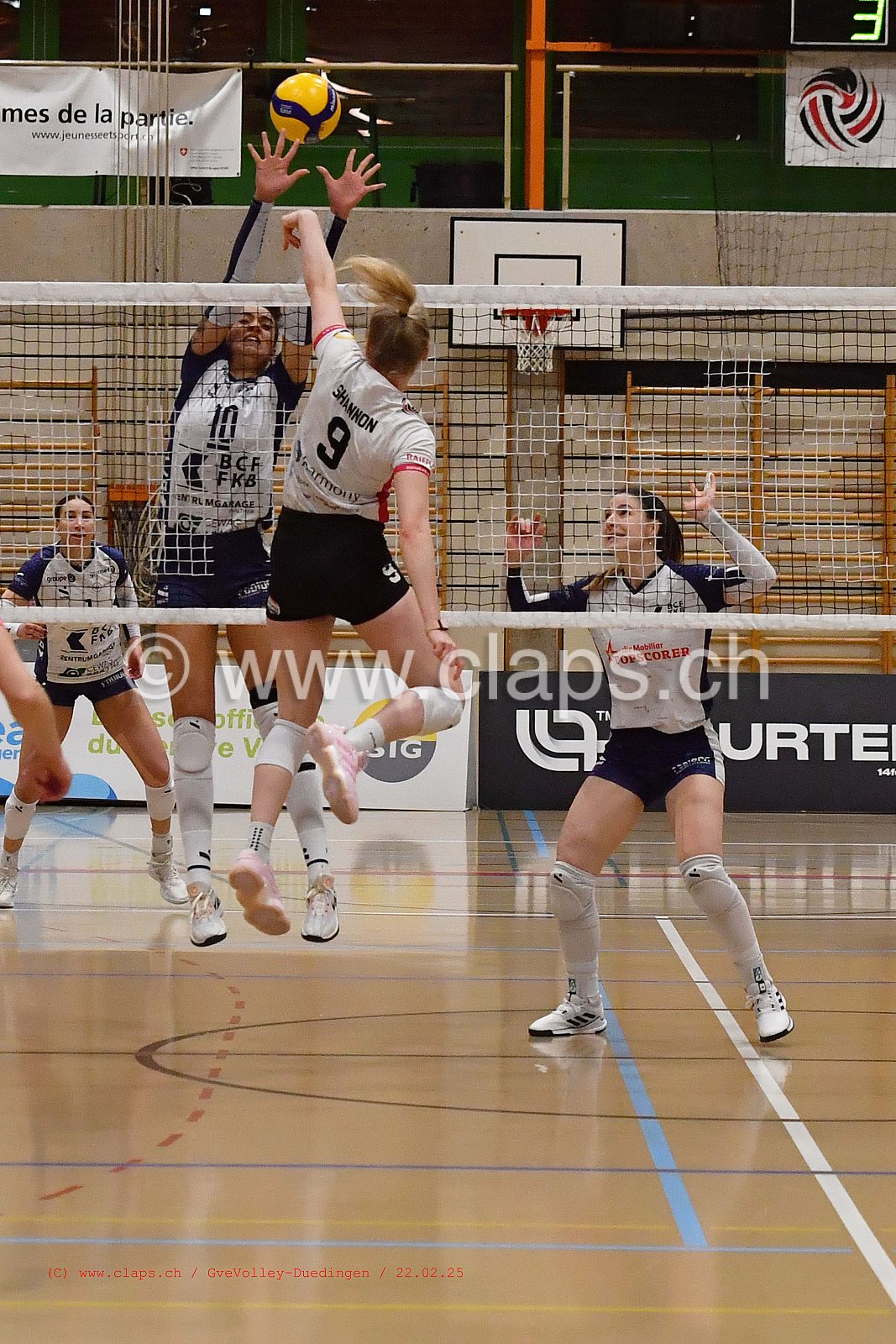 20250222_Infomaniak_GeneveVolley_Duedingen