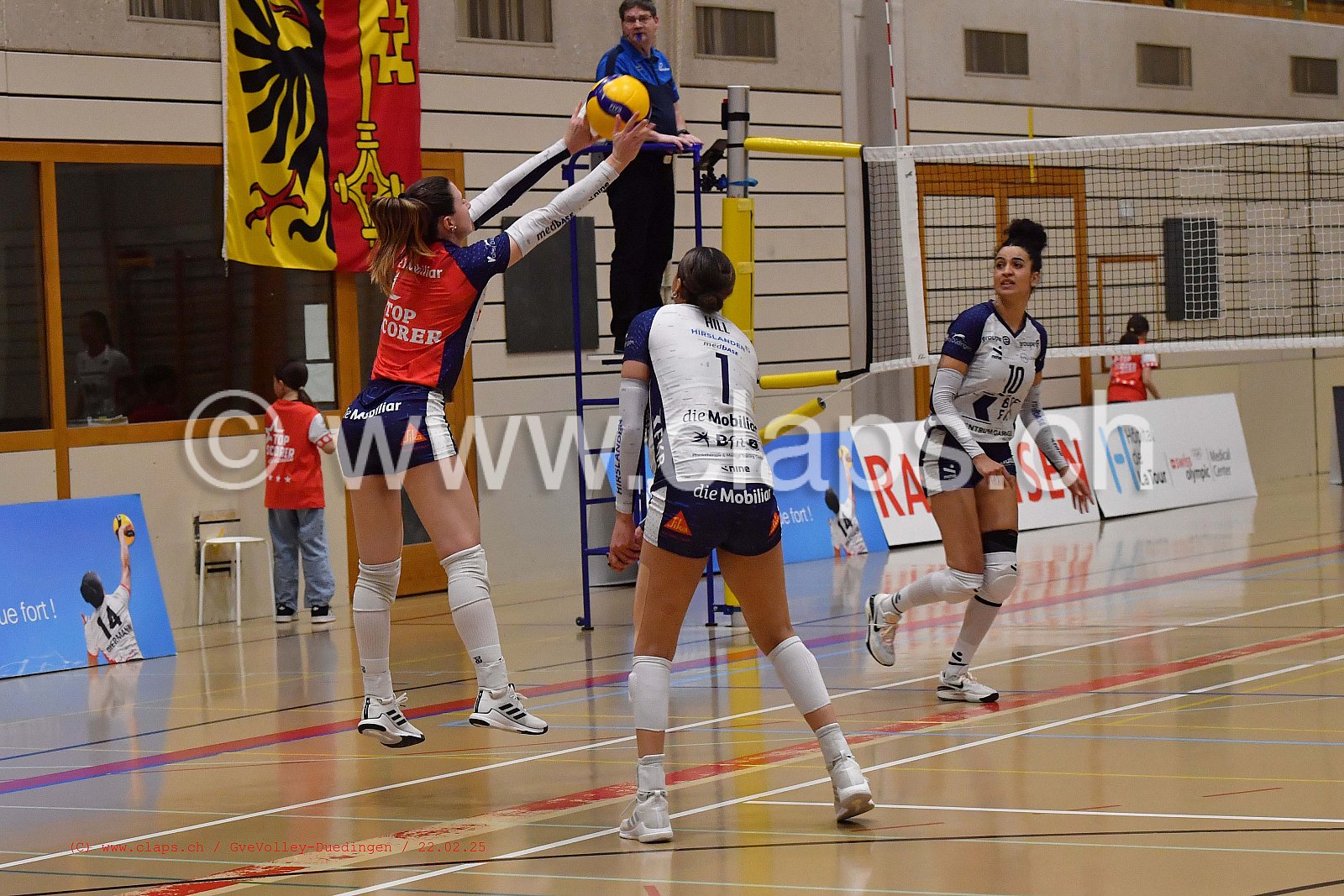 20250222_Infomaniak_GeneveVolley_Duedingen