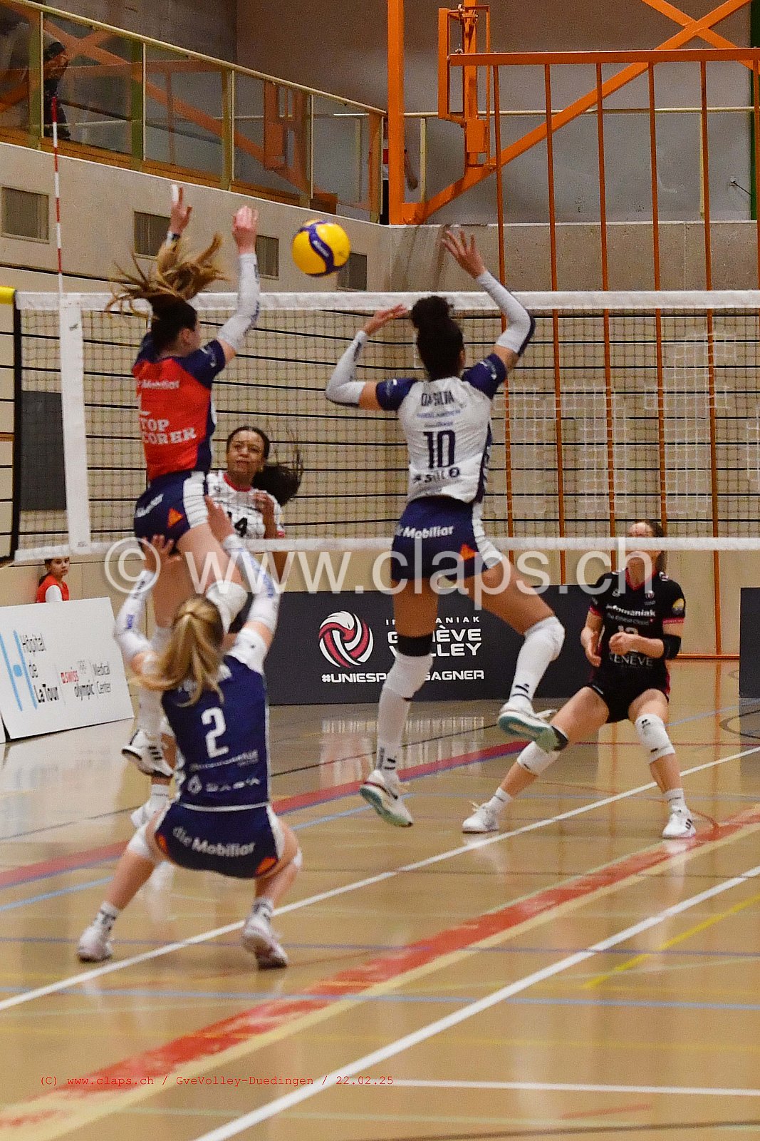 20250222_Infomaniak_GeneveVolley_Duedingen