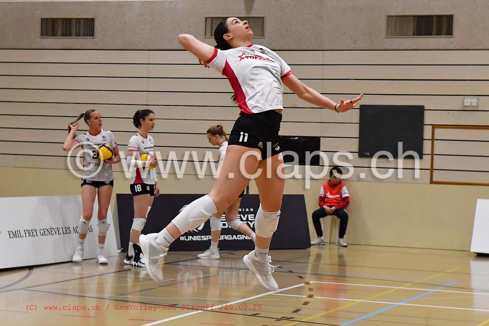 20250309_InfomaniakGeneveVolley_NUC playoff acte 2