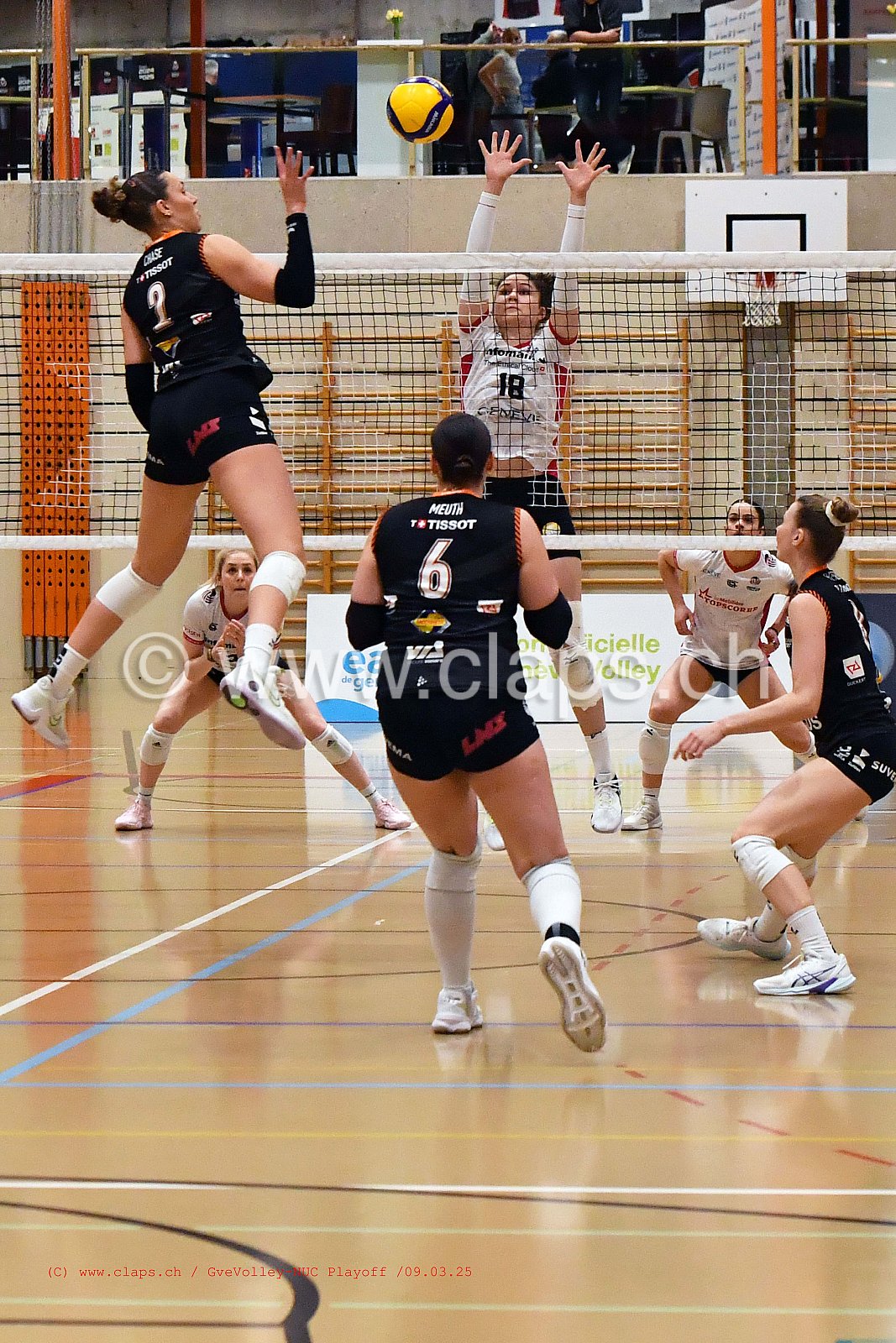 20250309_InfomaniakGeneveVolley_NUC playoff acte 2