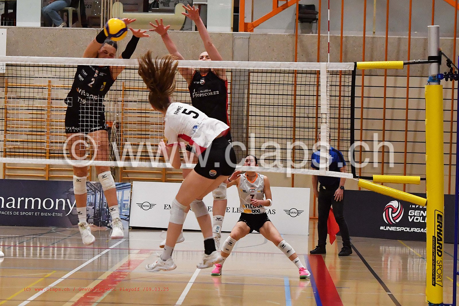 20250309_InfomaniakGeneveVolley_NUC playoff acte 2
