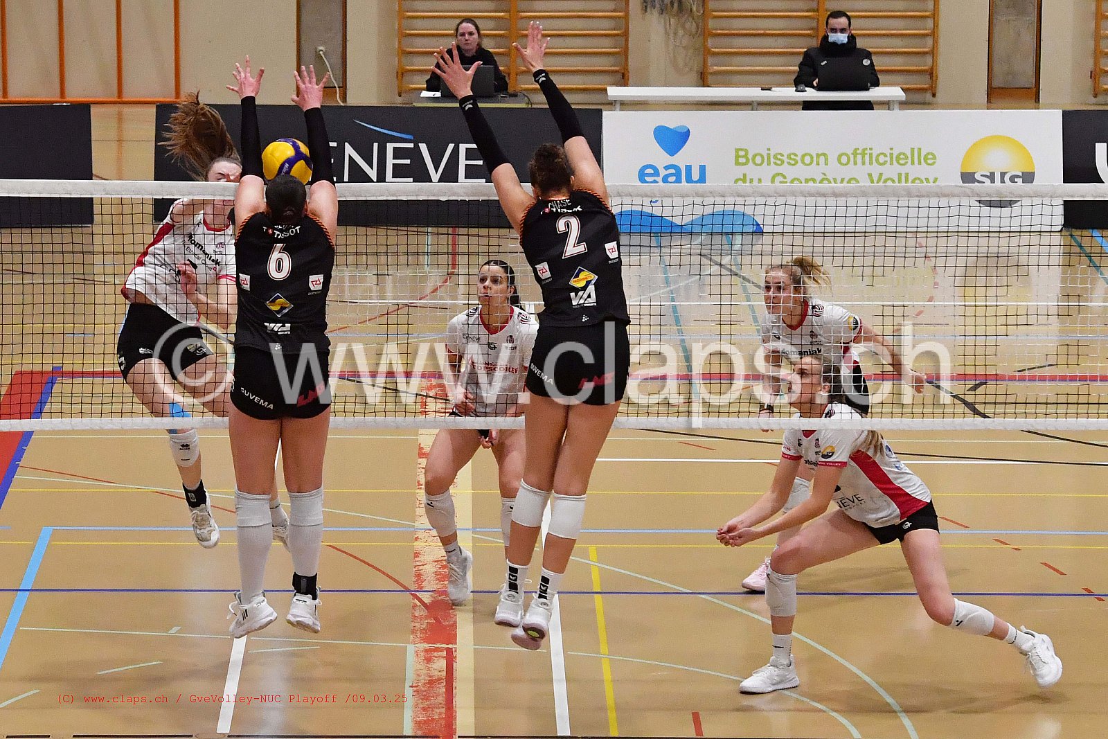 20250309_InfomaniakGeneveVolley_NUC playoff acte 2