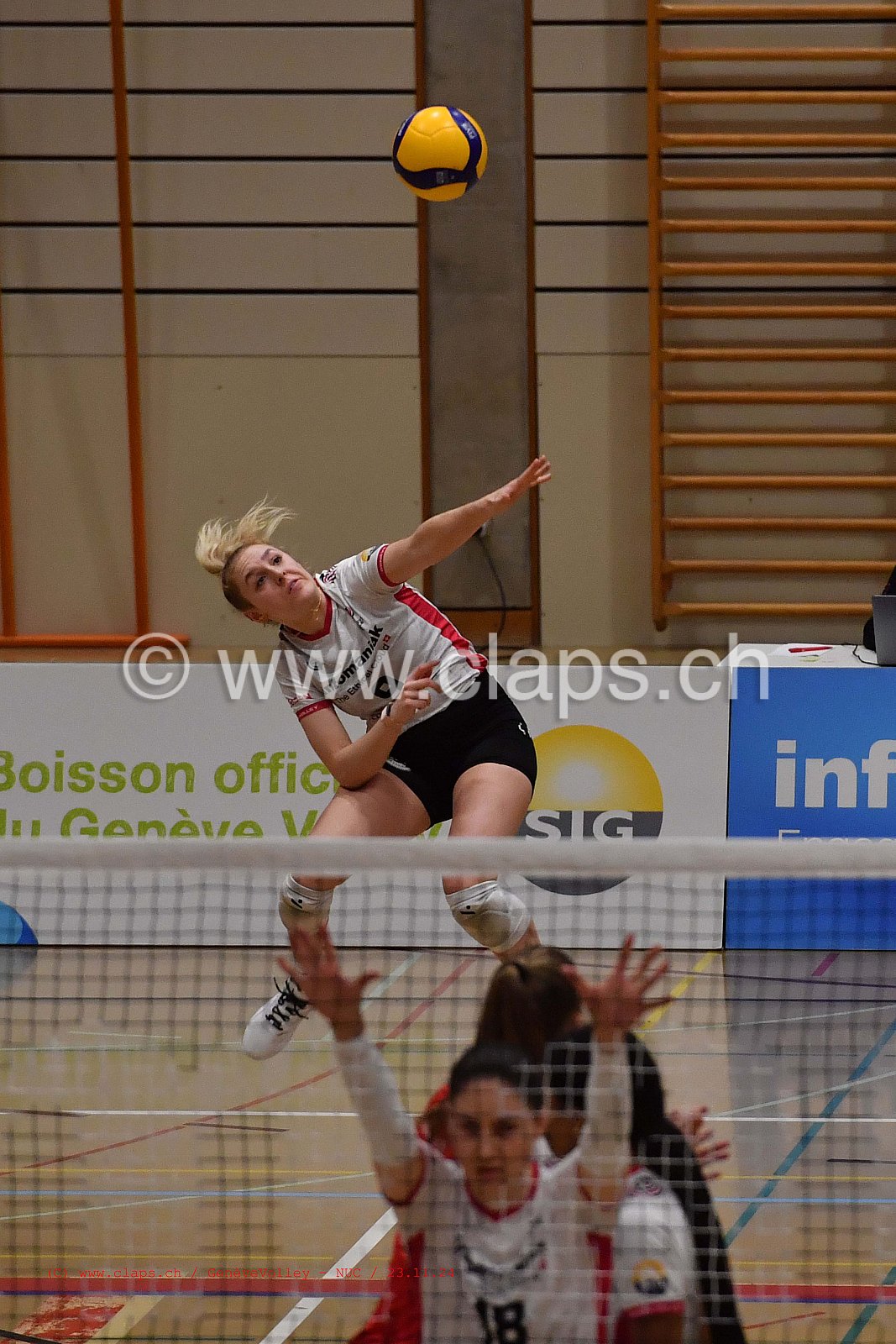 20241123_Infomaniak_GeneveVolley_NUC