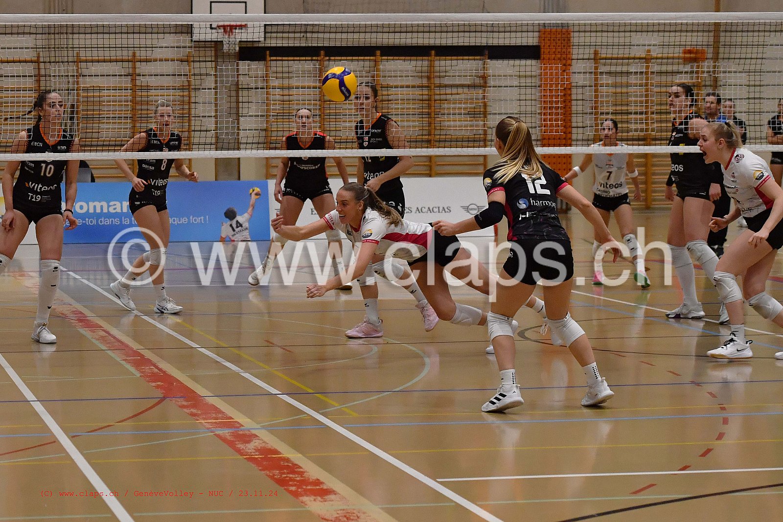 20241123_Infomaniak_GeneveVolley_NUC