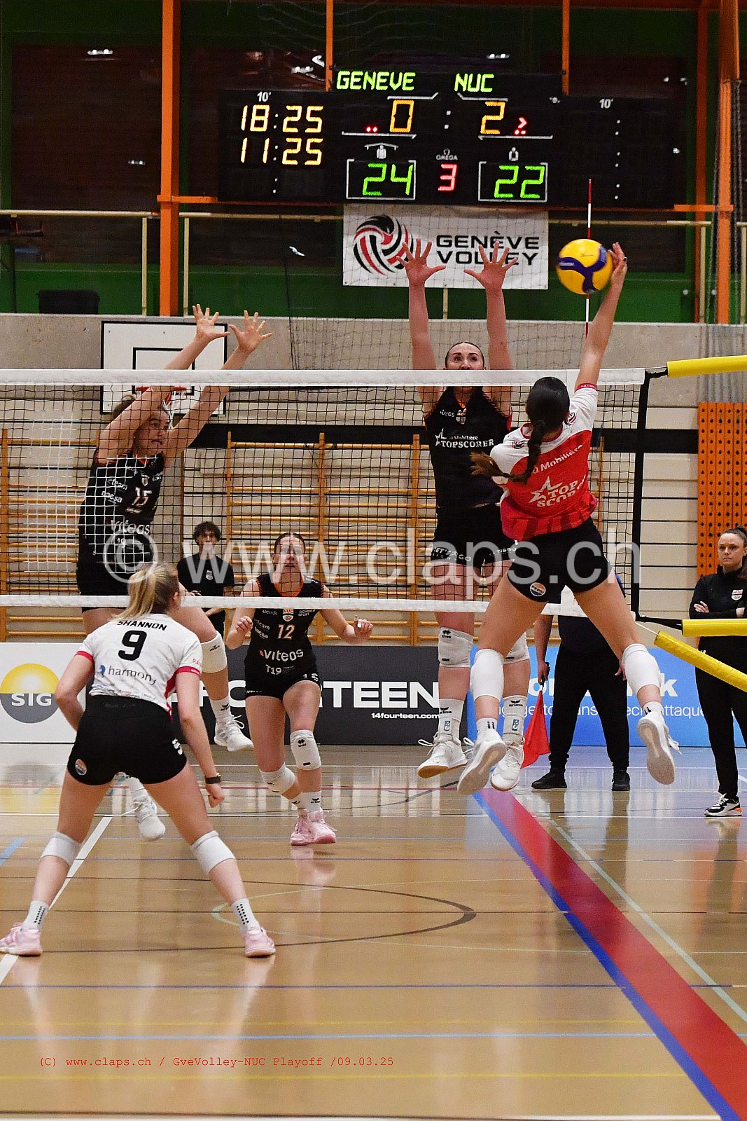 20250309_InfomaniakGeneveVolley_NUC playoff acte 2