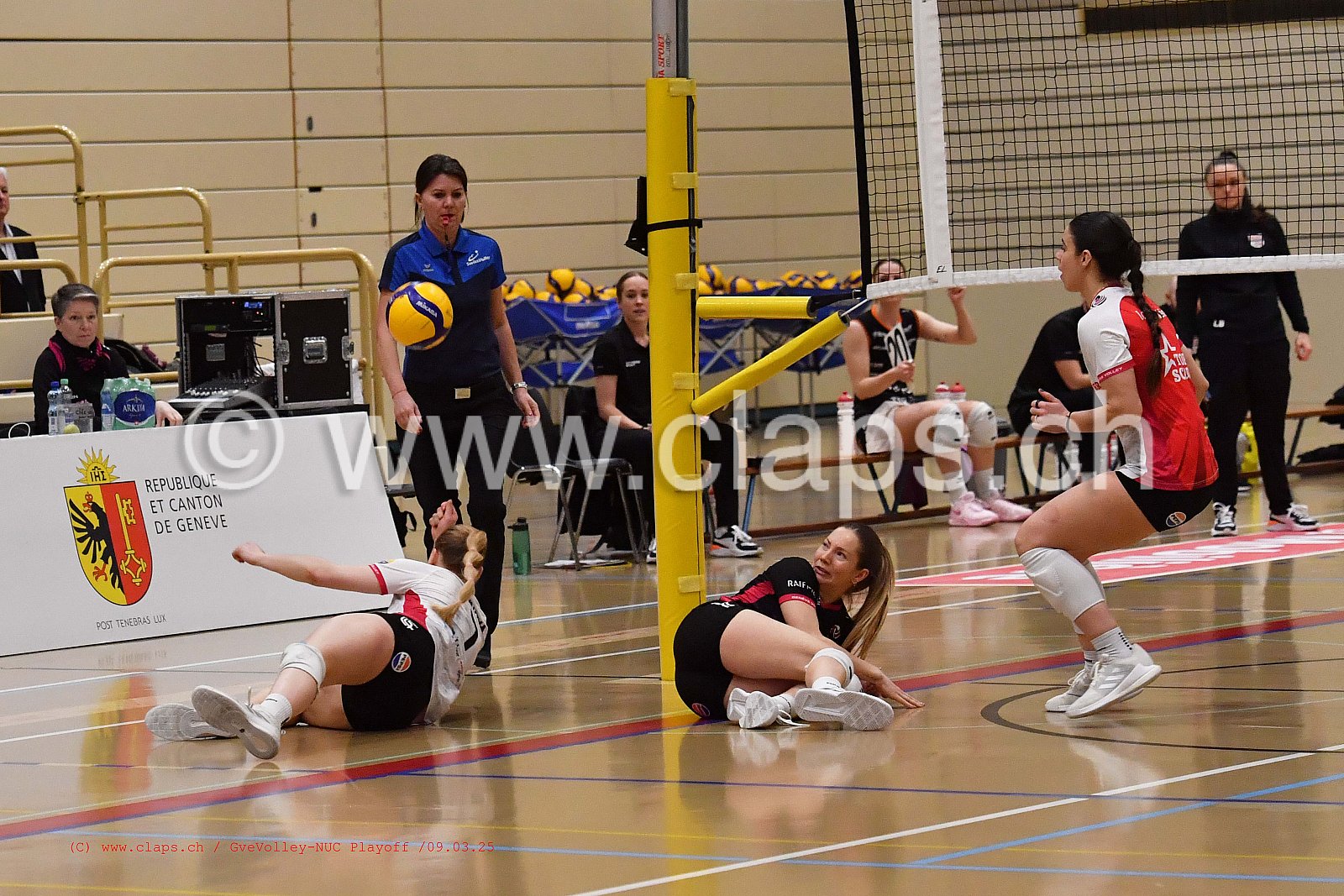 20250309_InfomaniakGeneveVolley_NUC playoff acte 2