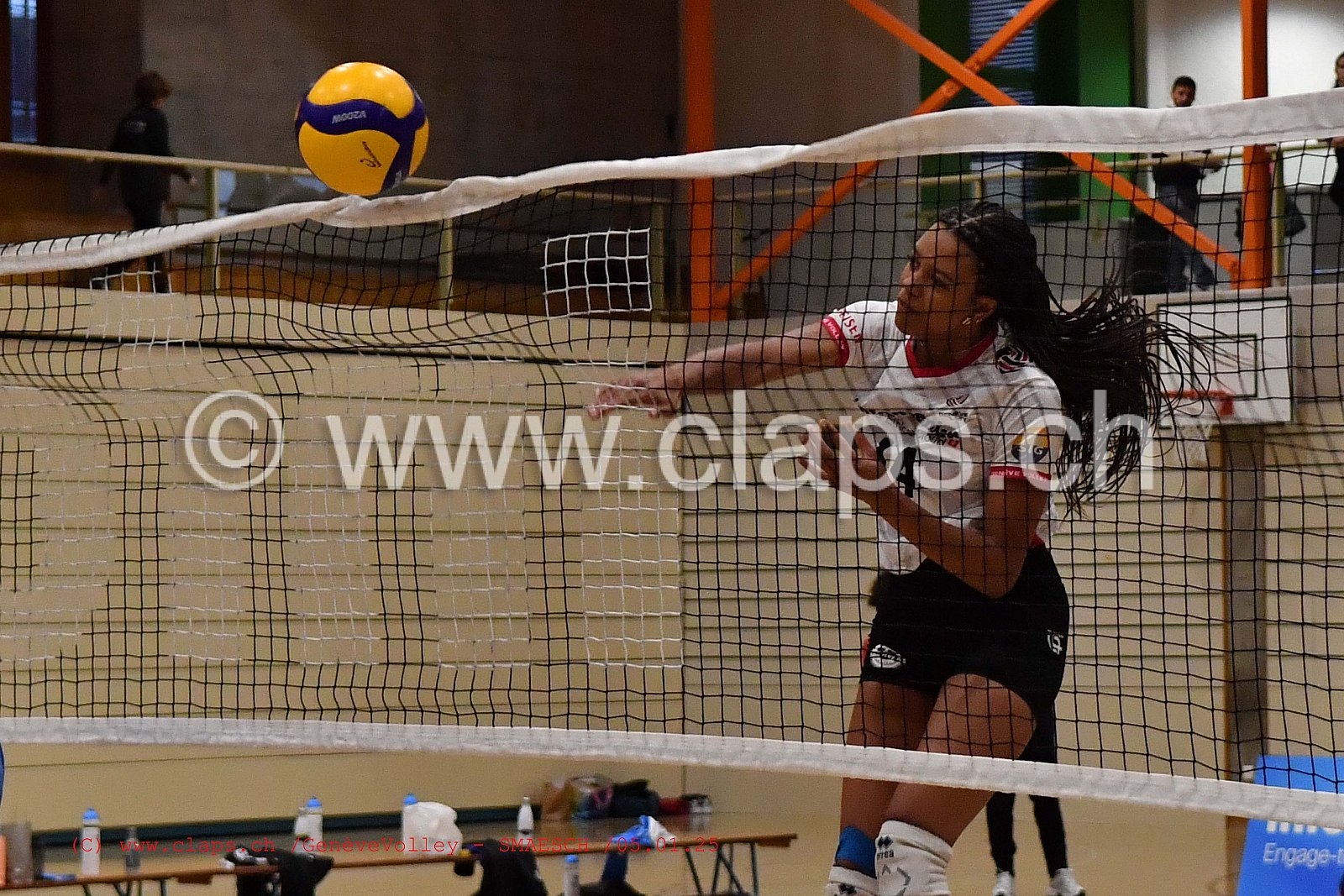 20250105_GeneveVolley_SMAESCH_Pfeffingen