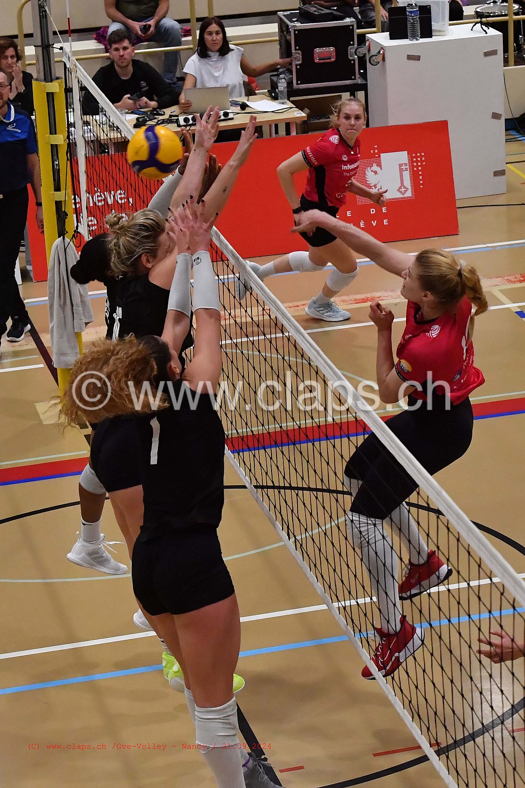 20240921_Infomaniak_GeneveVolley_Nancy
