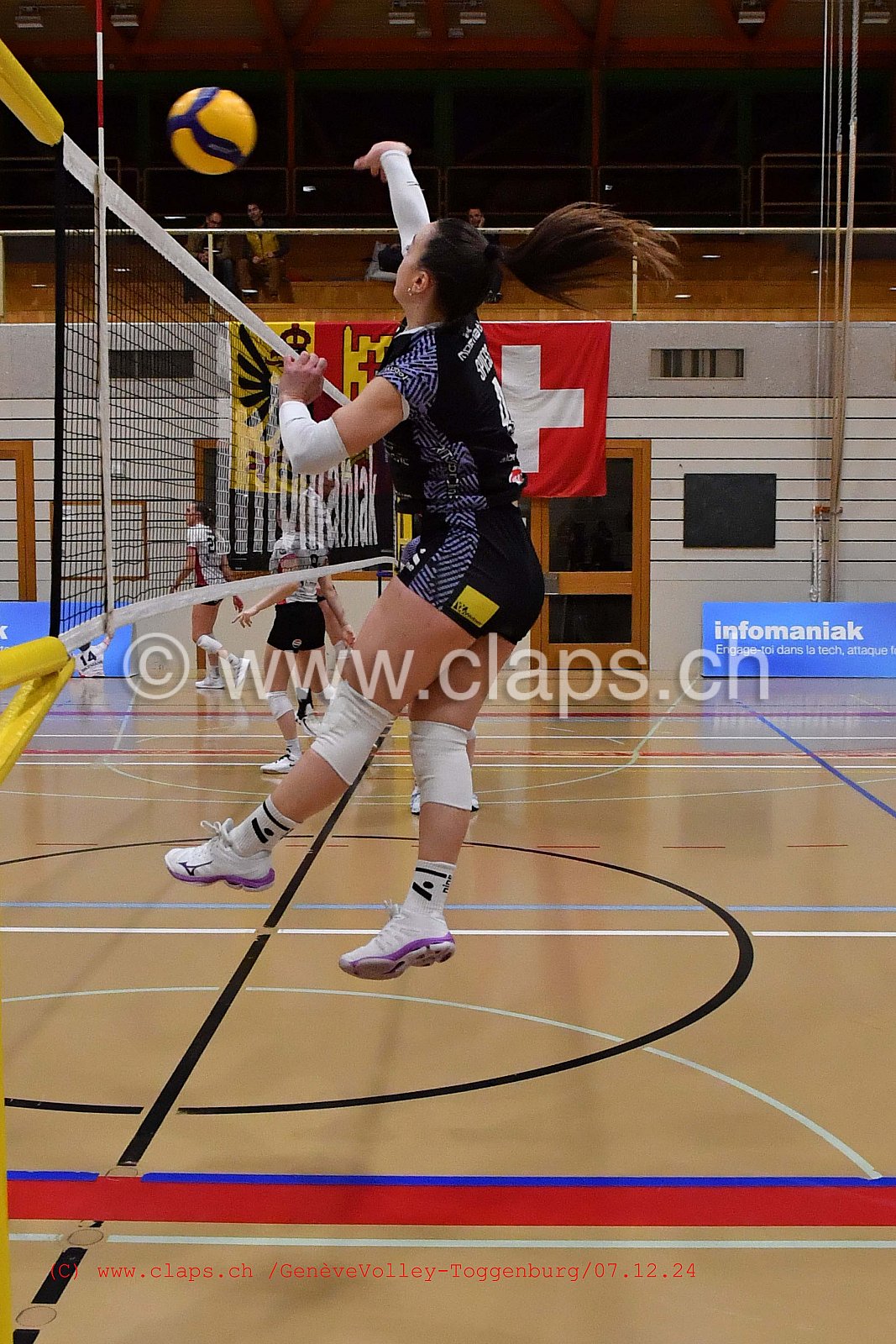 20241207_Infomaniak_GeneveVolley_Toggenburg