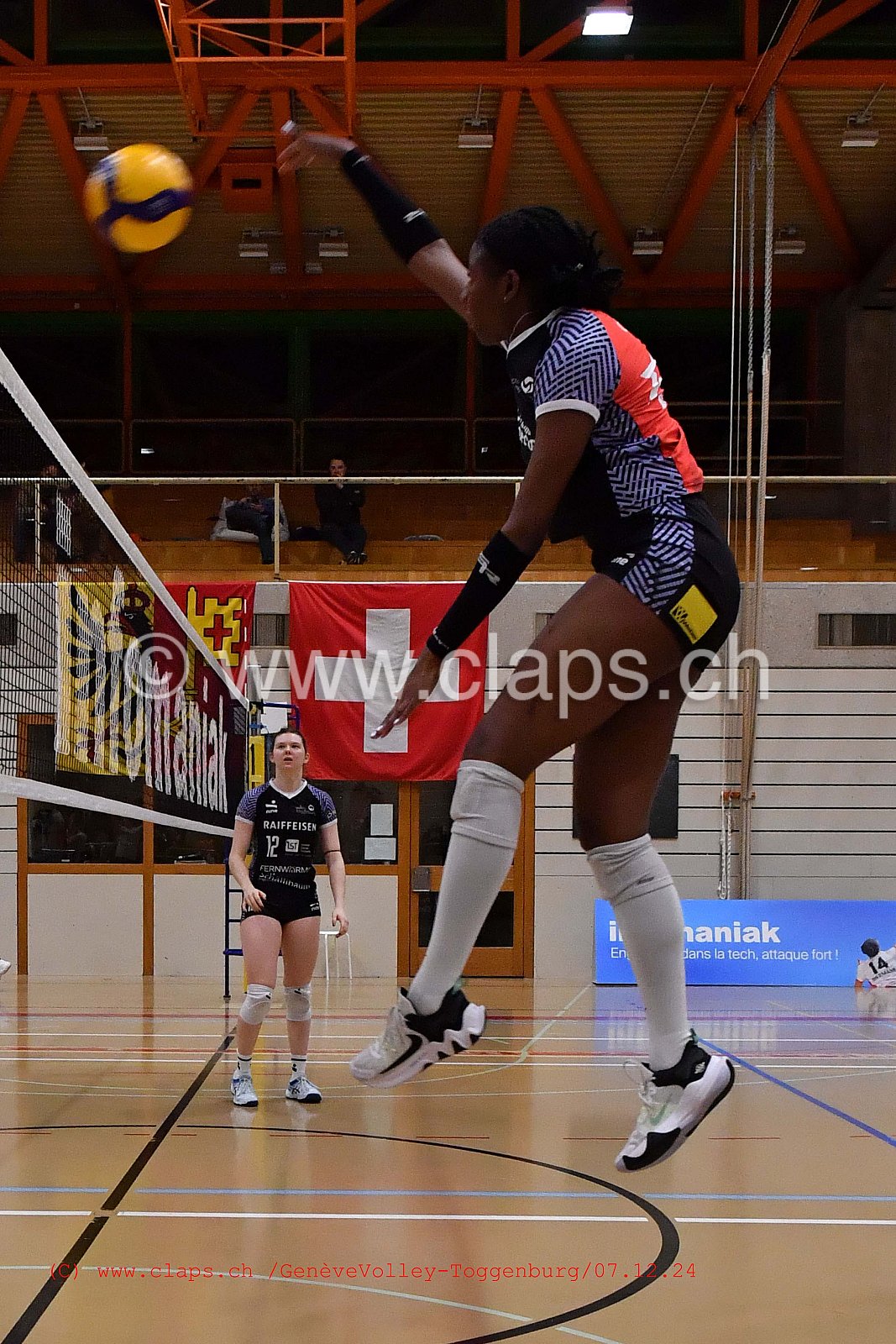 20241207_Infomaniak_GeneveVolley_Toggenburg