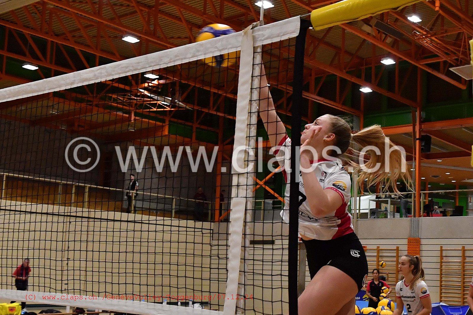 20241207_Infomaniak_GeneveVolley_Toggenburg