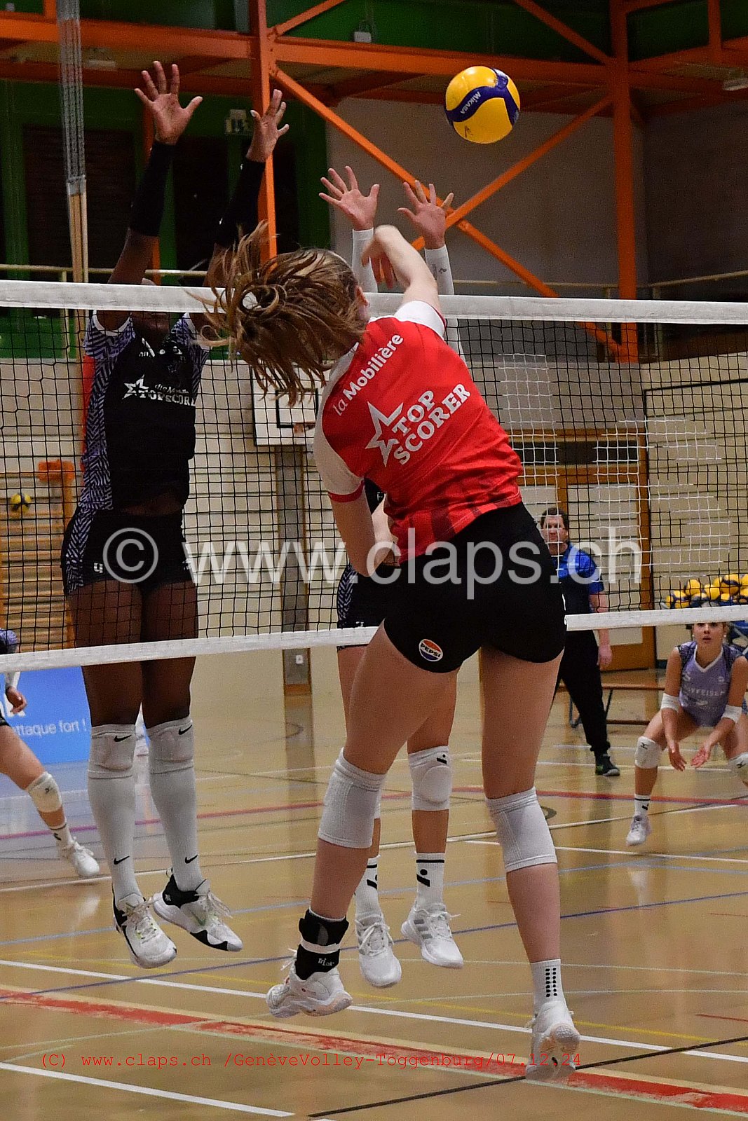 20241207_Infomaniak_GeneveVolley_Toggenburg