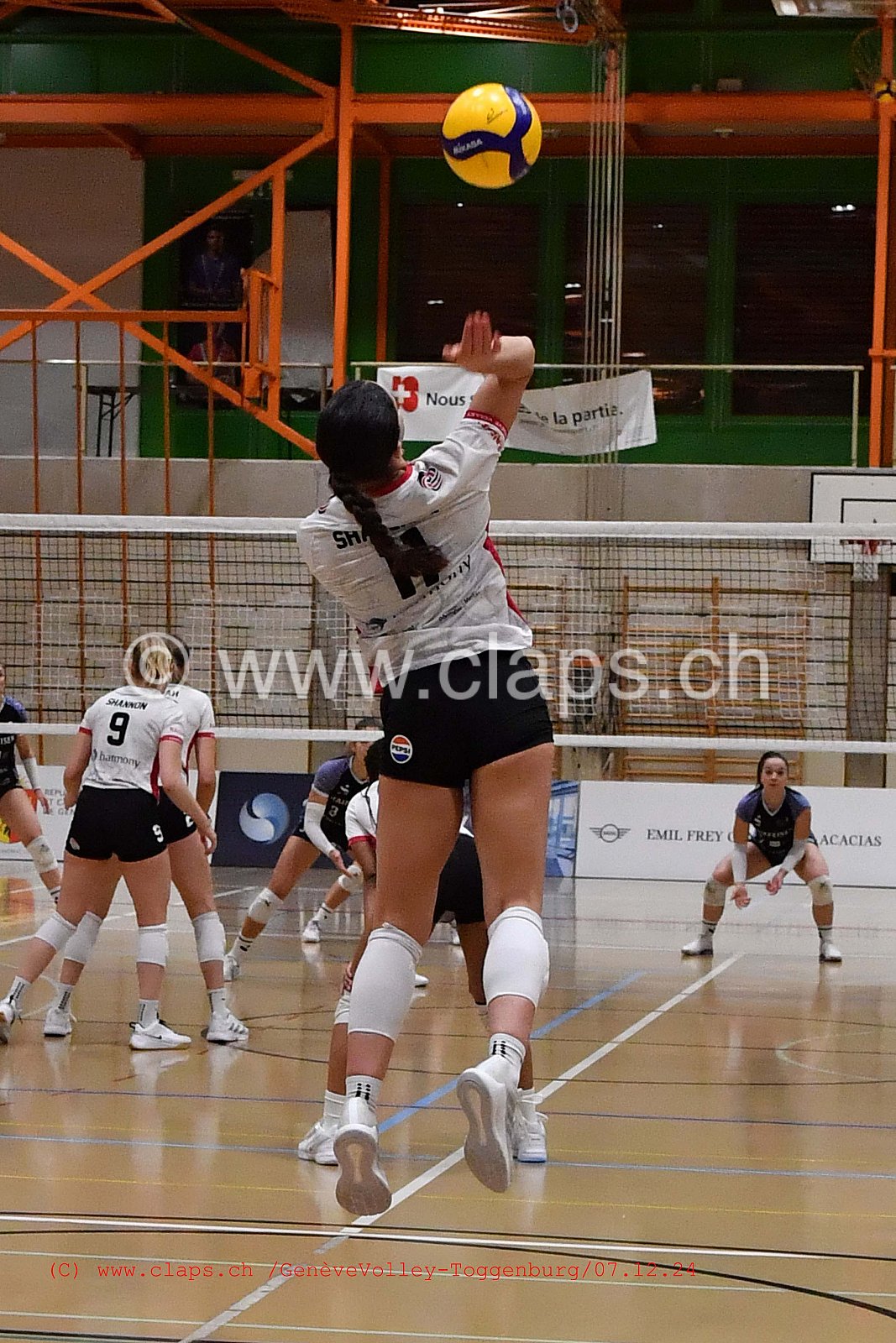 20241207_Infomaniak_GeneveVolley_Toggenburg
