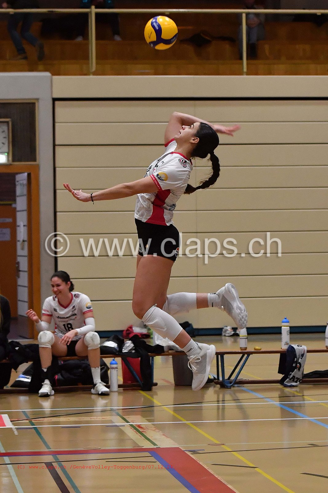 20241207_Infomaniak_GeneveVolley_Toggenburg