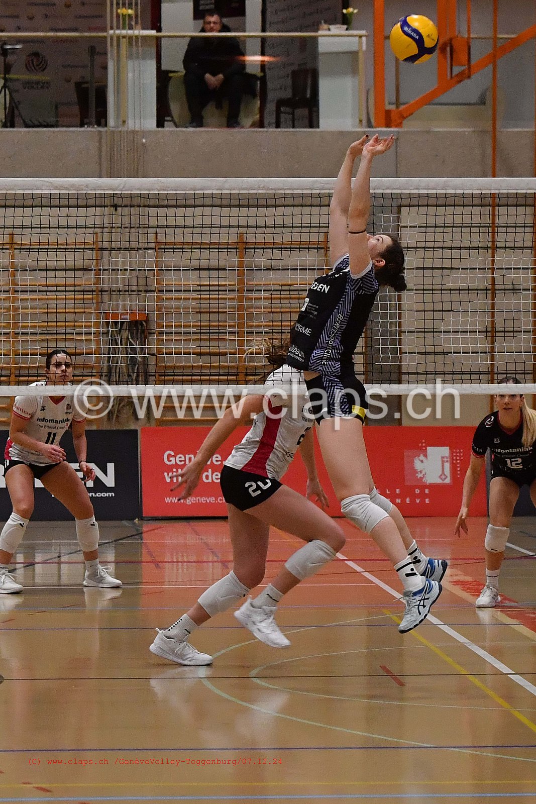20241207_Infomaniak_GeneveVolley_Toggenburg