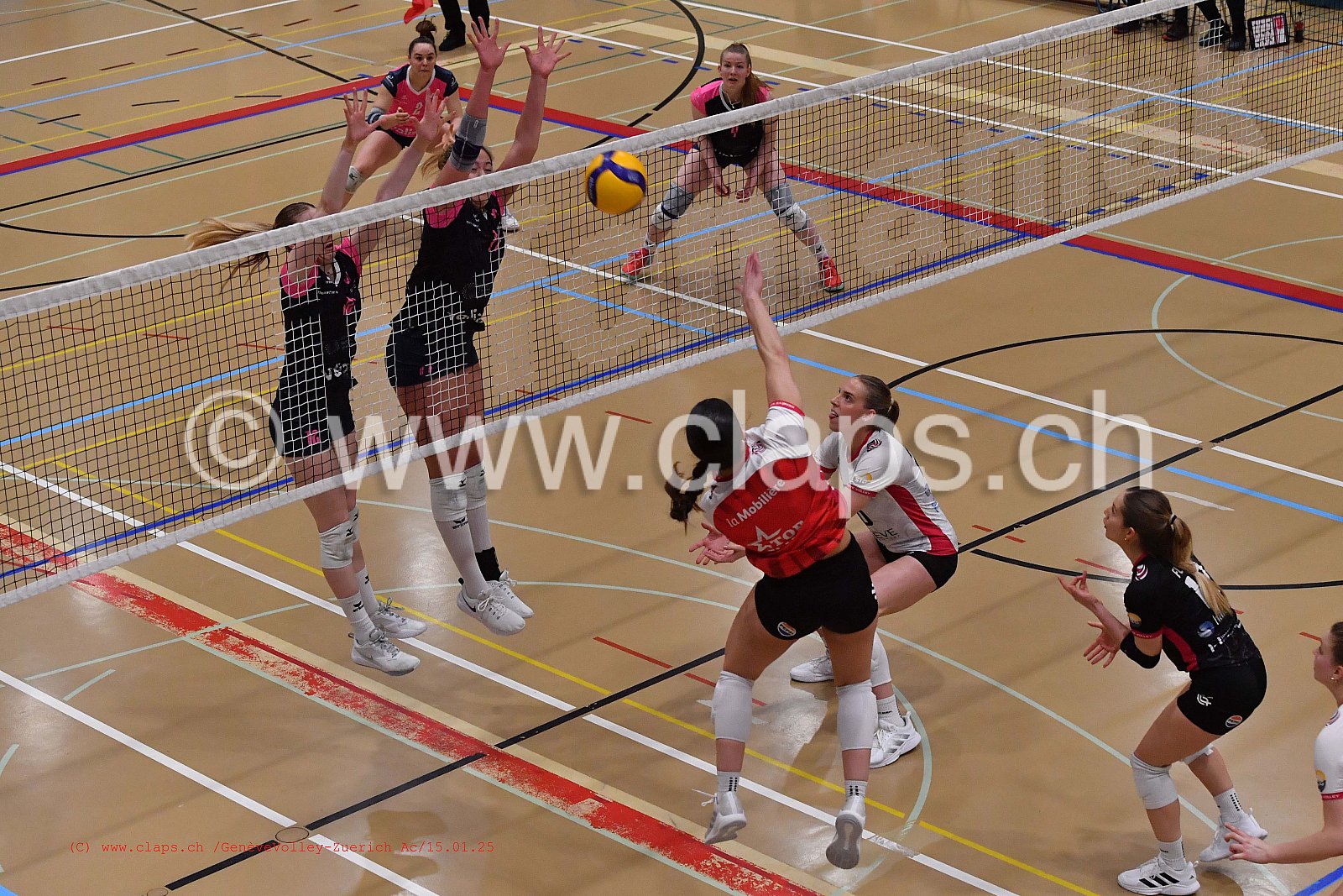 20250115_Infomaniak_GeneveVolley_Zuerich_Academy