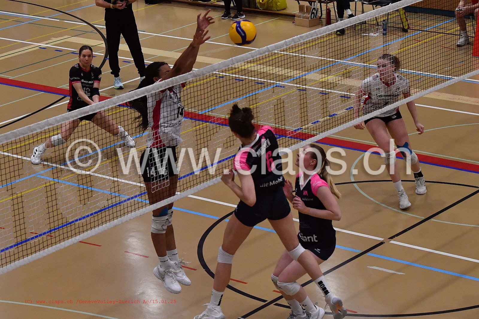 20250115_Infomaniak_GeneveVolley_Zuerich_Academy