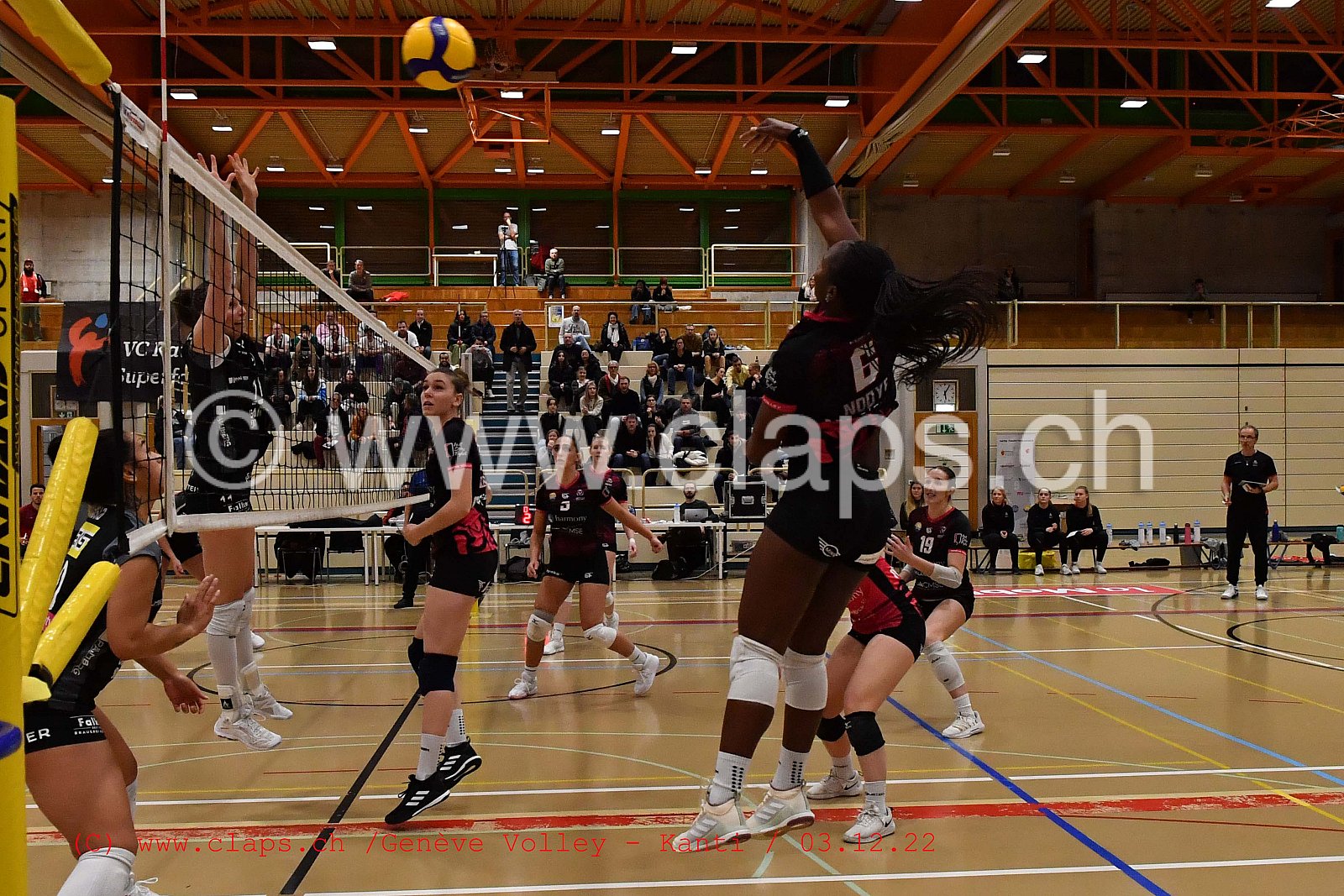 20221203 GeneveVolley - Kanti
