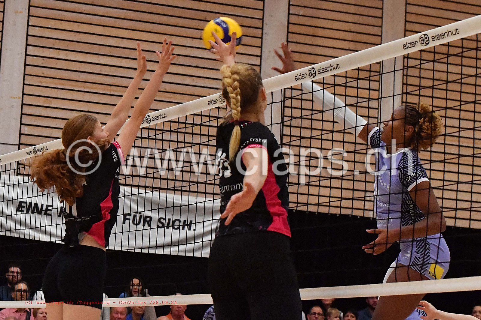 20240928_Toggenburg_Infomaniak_GeneveVolley