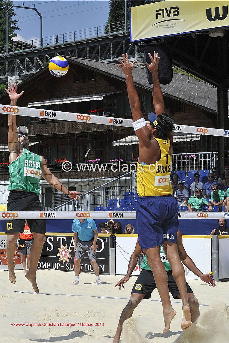 FINALES BEACH VOLLEY STAAD – 14/07/2013